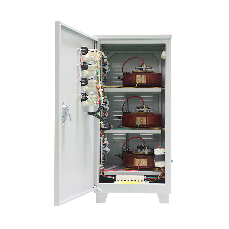 9000VA Regulatore di tensione automatico a tre fasi 380VAC Potenza AVR Stabilizzatore industriale Fabbrica vendita diretta