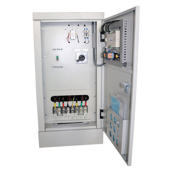 100KVA 50Hz 60Hz accuratezza ad alto rendimento di tensione dello stabilizzatore di tensione di 3 fasi